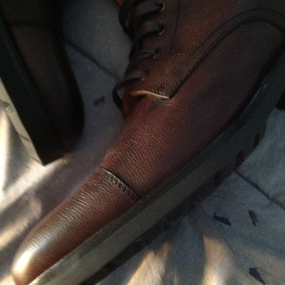 Bloomingdale's Men's Brown Leather Cap Toe Boots - 11.5 - New in Box - Picture 6 of 13